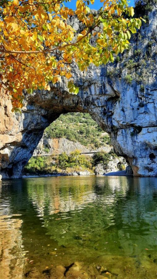 Le Mas Du Paradis Bleu Saint-Andre-de-Cruzieres Esterno foto